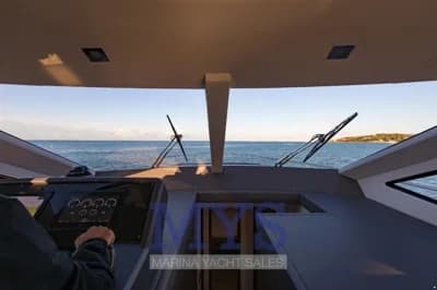 Cayman Yachts S520 3