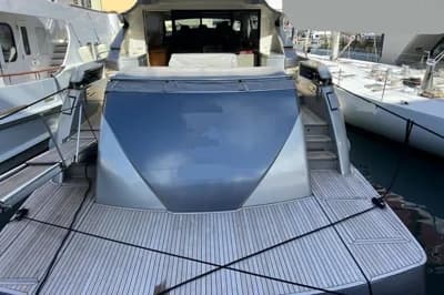 Pershing 80 3
