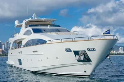 Azimut Grande 32 3