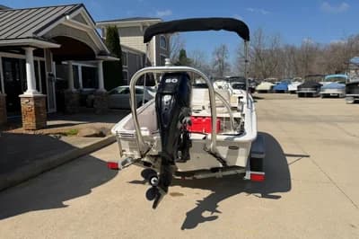 2018 Boston Whaler 150 Super Sport 2