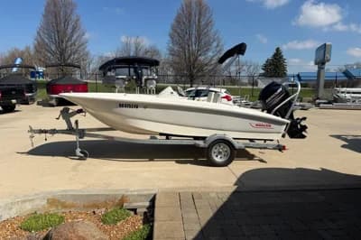 2018 Boston Whaler 150 Super Sport 3