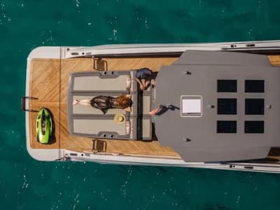 CANADOS GLADIATOR 493 GRAND 5