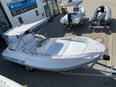ZAR Formenti 57 Welldeck Classic Luxury 2