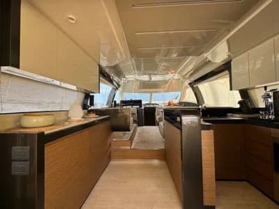 Ferretti 550 5