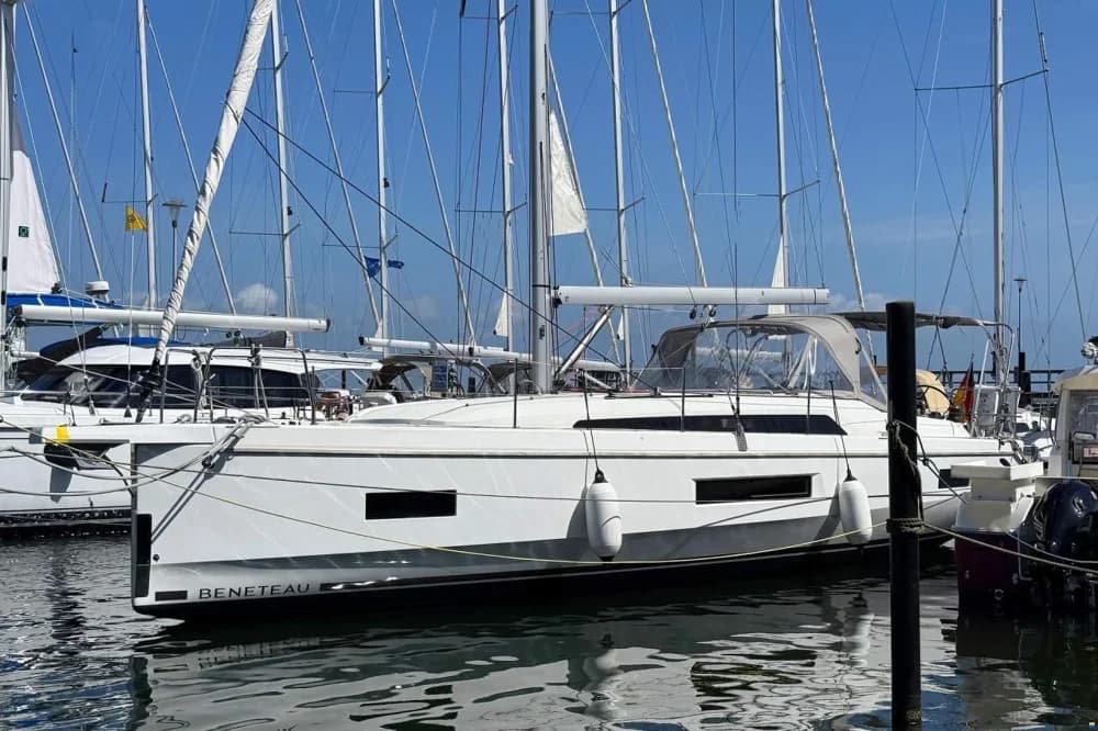 Beneteau Oceanis 40.1