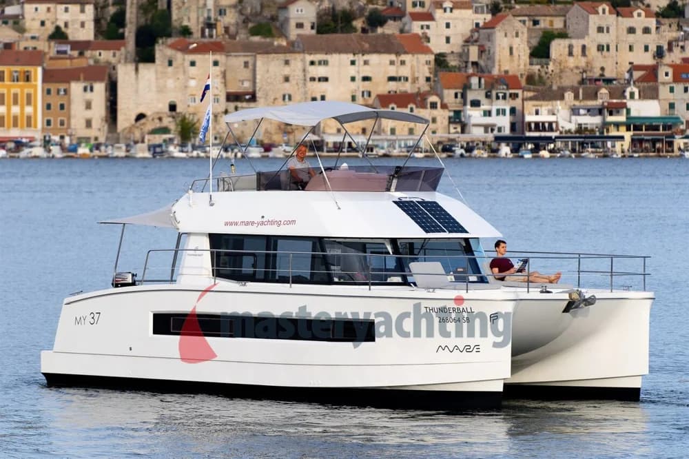 Fountaine Pajot MY 37