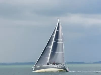 2001 Hanse 371 Boat for Sale in Ardrossan 2
