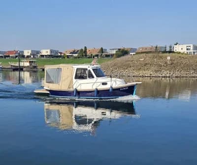 Rasker Sloop 700 2