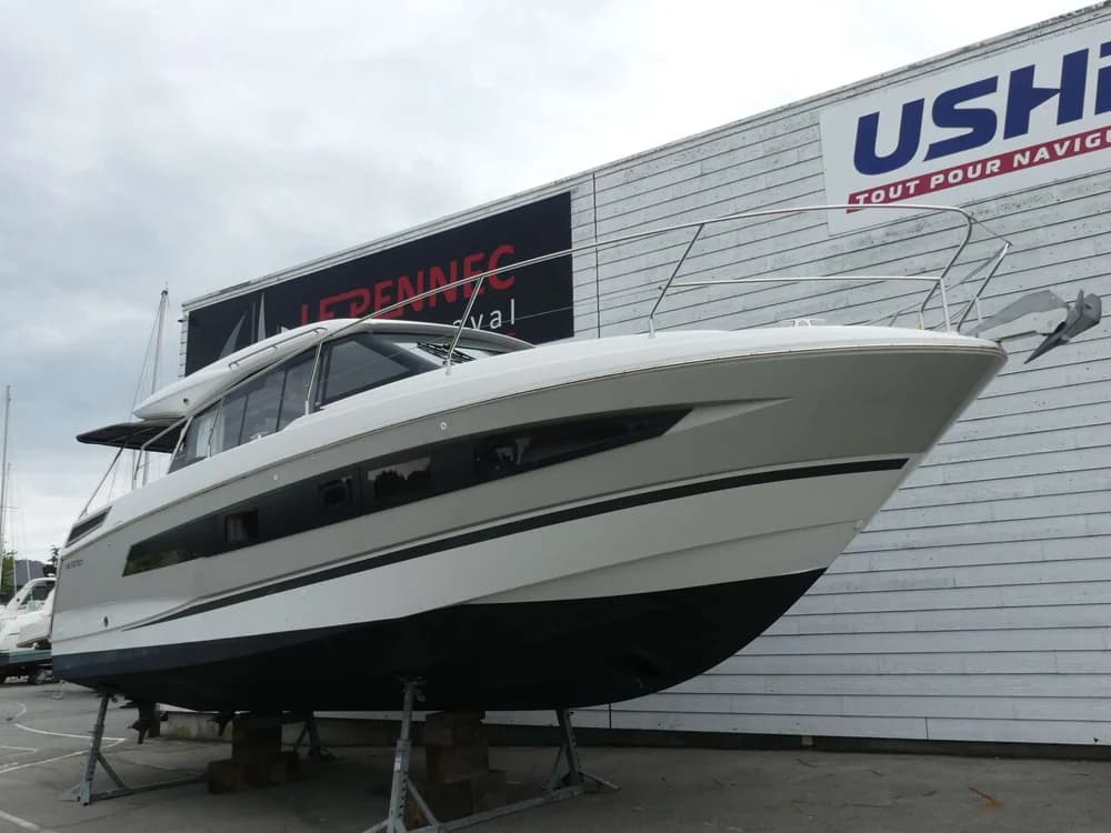 Jeanneau NC 37