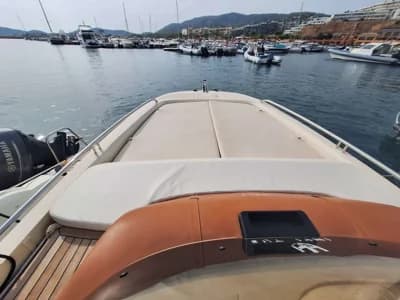 Invictus 280 GT 4