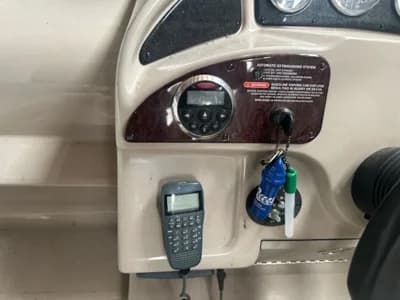 2006 Sea Ray Sundancer 260 3