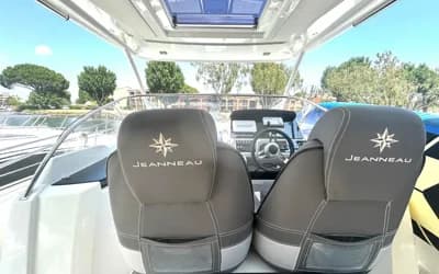 Jeanneau Cap Camarat 9.0 WA 2