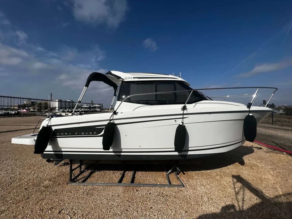 Jeanneau Merry Fisher 695