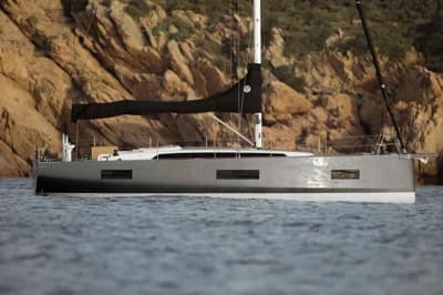 2027 Solaris 40 | 40.6 ft 3