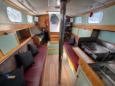1970 Halvorsen 30 | 30 ft 3