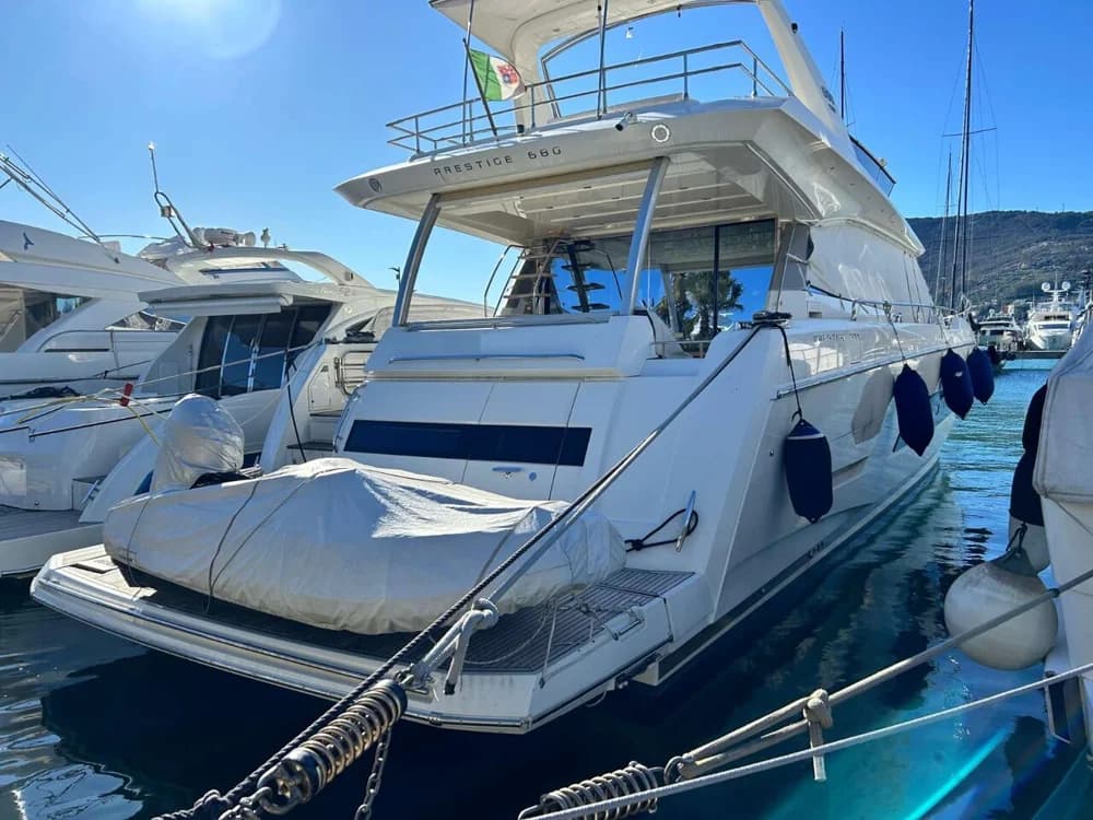 Prestige 680 Fly