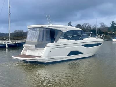 Bavaria R40 5
