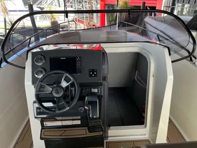 Quicksilver Activ 805 Open 5