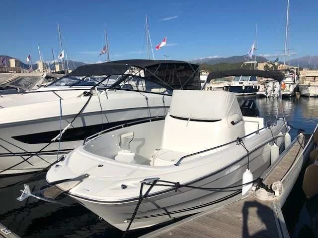 Jeanneau Cap Camarat 7.5 CC Serie 3