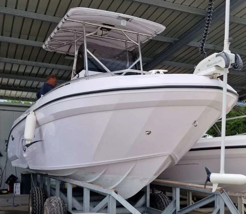 Ranieri 222 Interceptor