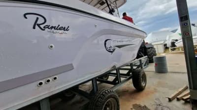 Ranieri 222 Interceptor 3