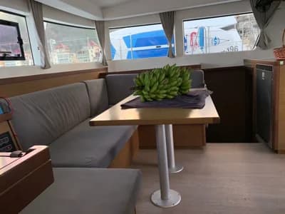 2020 Lagoon 40 | 40 ft 3