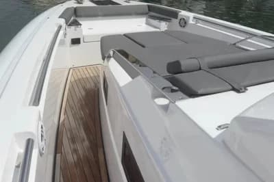2024 Pirelli 42 | 43.0 ft 3