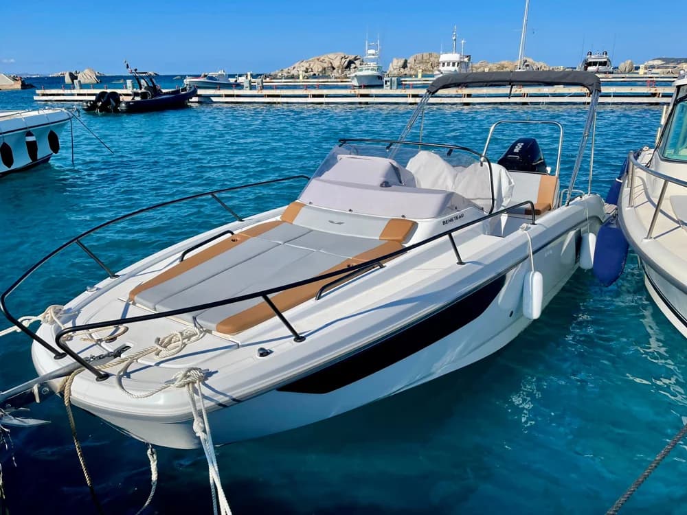 BENETEAU FLYER 8 SUNDECK