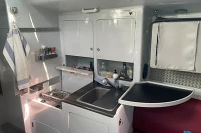 2006 Vismara V46 | 47.9 ft 3