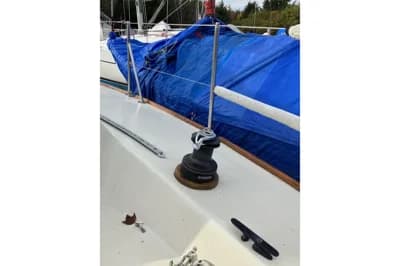 1979 J Boats J/30 | 30 ft 3