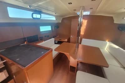 2017 Beneteau Oceanis 41.1 3