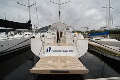 2024 Hallberg-Rassy 340 Boat for Sale in Bruinisse 2