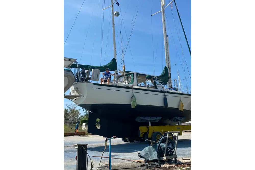 1981 Whitby 42 | 40.8 ft