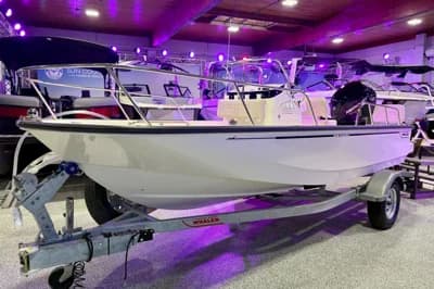 2026 Boston Whaler 170 Montauk 2