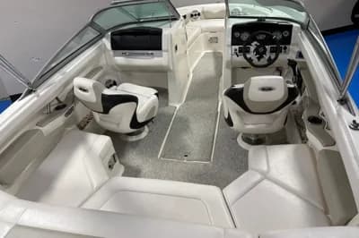 2011 Chaparral 216 SSi 3