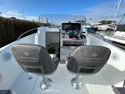 2026 Jeanneau Cap Camarat 6.5 CC Boat for Sale in Chichester 5