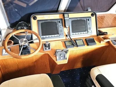 2011 Hardy Commodore 42 Boat for Sale in Bangor 2