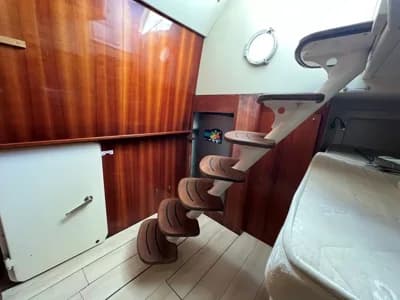 2002 Uniesse 72 Flybridge Boat for Sale in Olbia 5