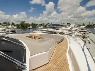 2015 Sunseeker Manhattan 68 Boat for Sale in Barcelona 2