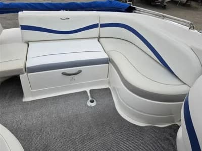 2005 Maxum 2400 SC3 Boat for Sale in Poole Cobbs Quay 5