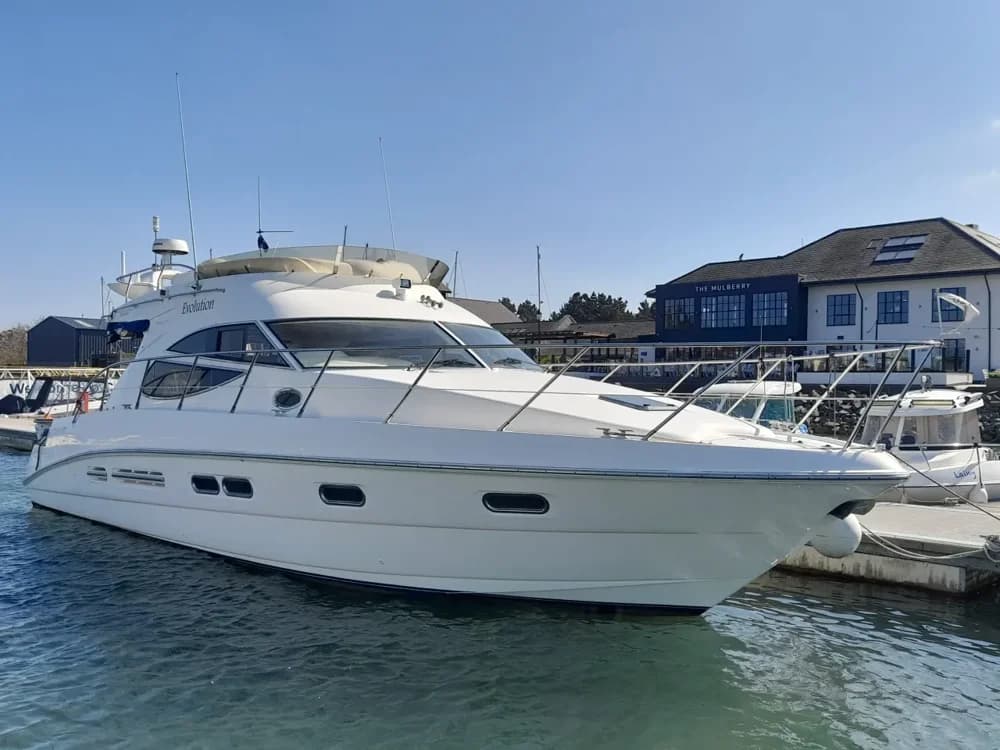 2005 Sealine F425 Boat for Sale in Conwy Marina