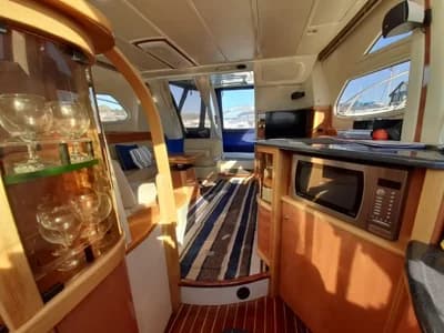 2005 Sealine F425 Boat for Sale in Conwy Marina 3