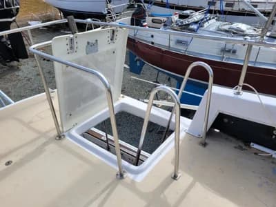 1981 Mainship 34 Trawler | 34 ft 4