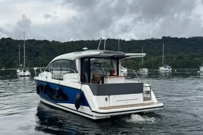 2023 Sealine C335 | 33.8 ft 2