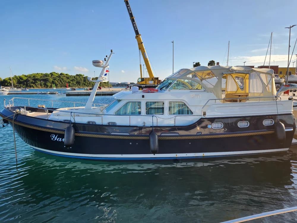 2008 Linssen 430 AC Mark II | 44.3 ft