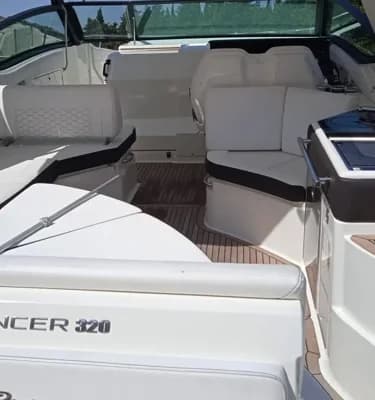 2020 Sea Ray 320 Sundancer Boat for Sale in Alcudia 2
