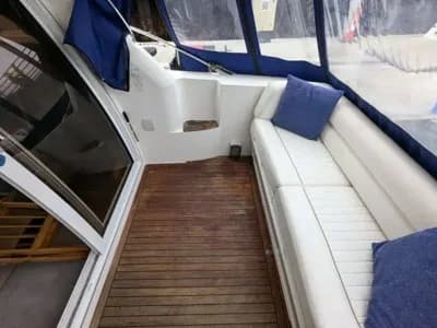 2004 Sealine F34 Boat for Sale in Dover Marina 4