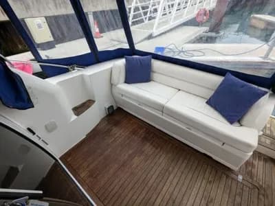 2004 Sealine F34 Boat for Sale in Dover Marina 5