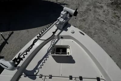 2018 Robalo 226 Cayman 4