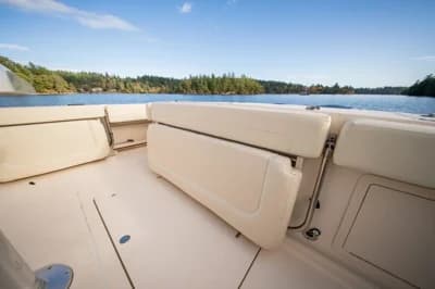 2015 Grady-White Express 370 | 37 ft 3